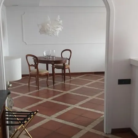 Pocci Bed & Breakfast *